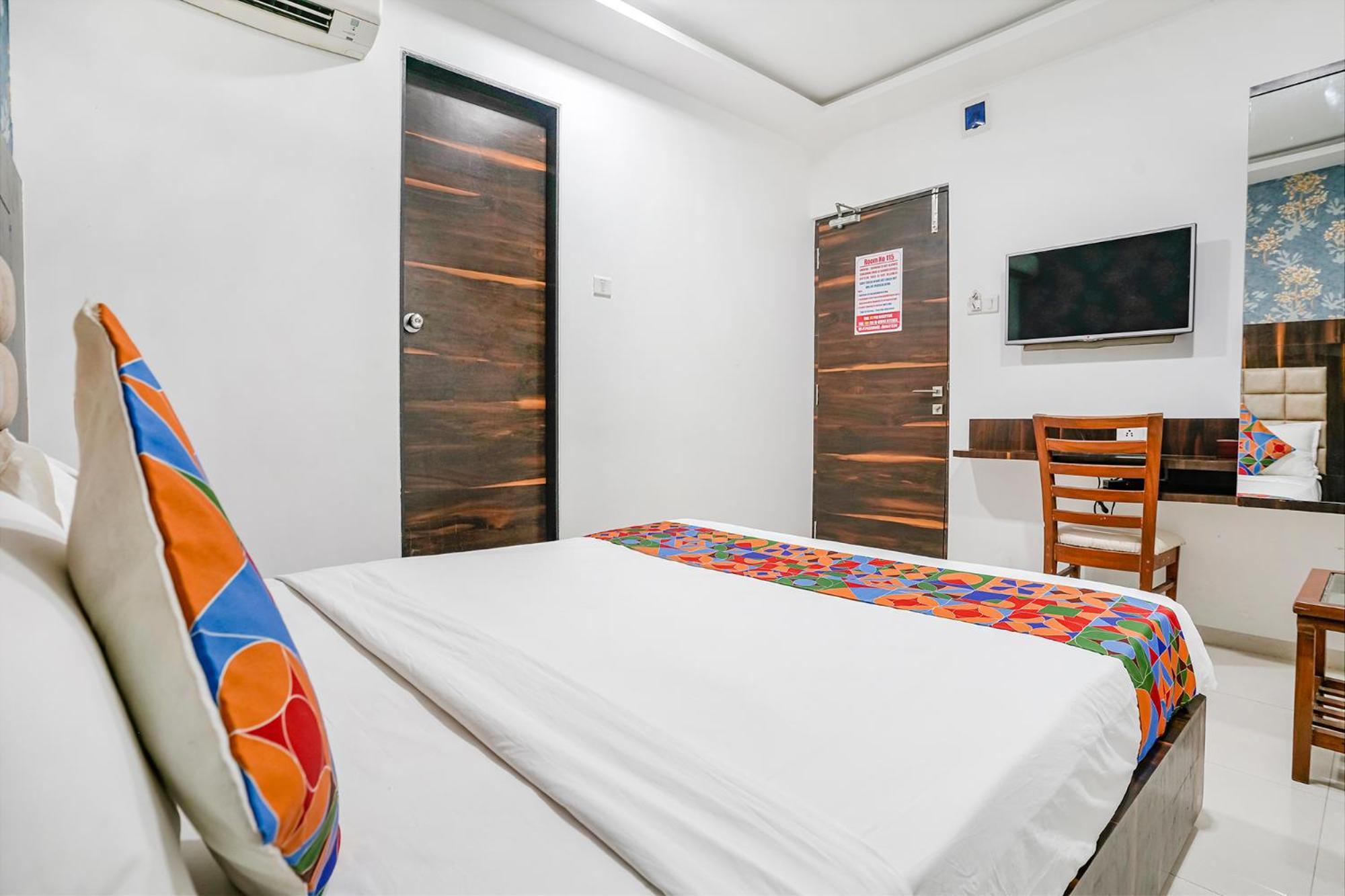 Fabhotel Elvis Inn - Nr Mumbai International Airport Eksteriør billede