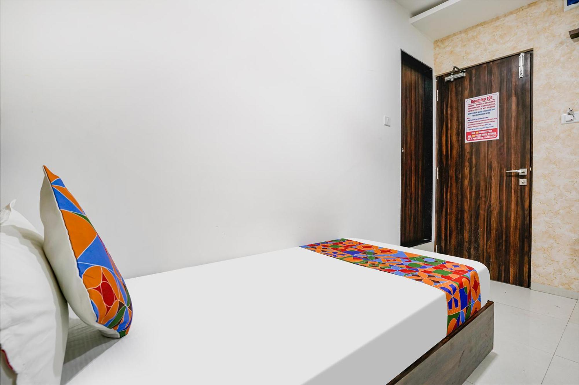 Fabhotel Elvis Inn - Nr Mumbai International Airport Eksteriør billede