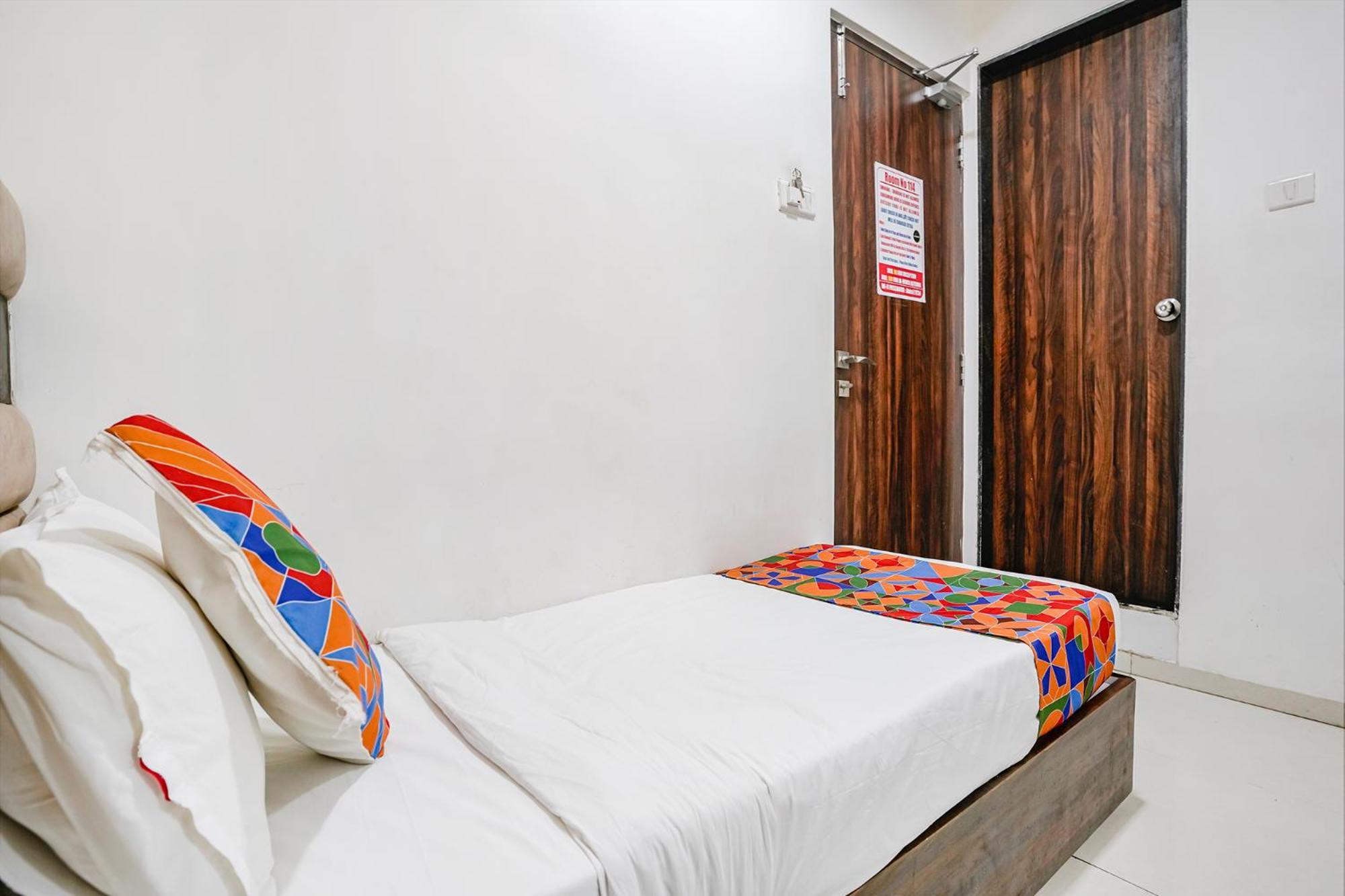 Fabhotel Elvis Inn - Nr Mumbai International Airport Eksteriør billede